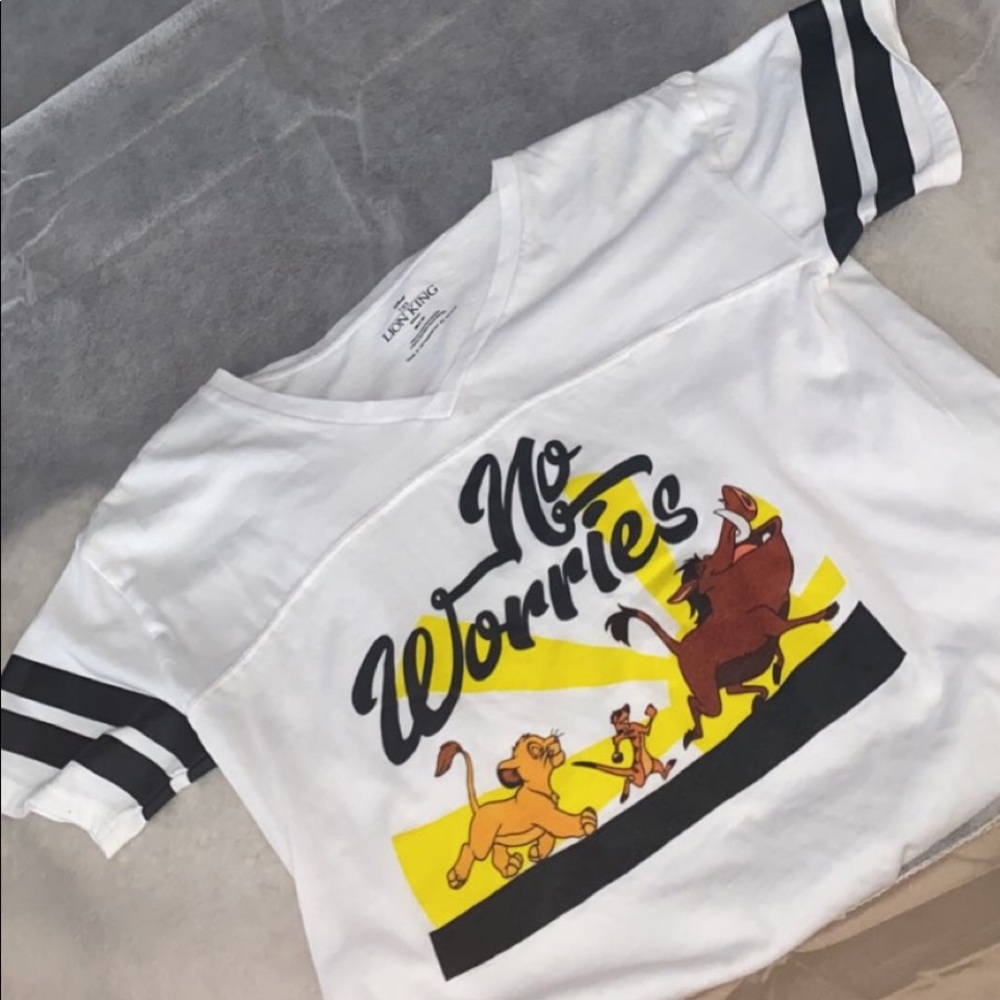Graphic tee